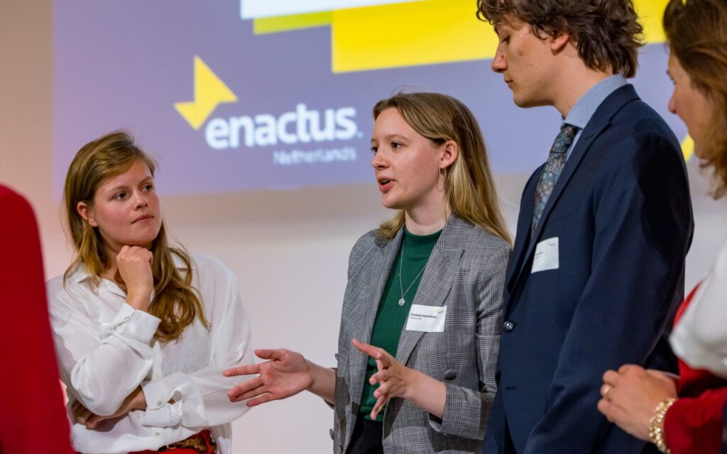 20220603 Nationale Expositie Enactus NL By MichielTon0 Websize155 1280x800 1 1024x640